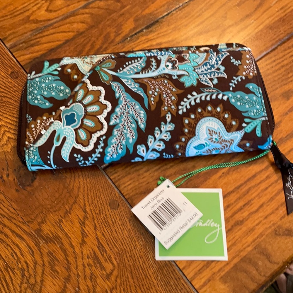 NWT Vera Bradley Travel Organizer